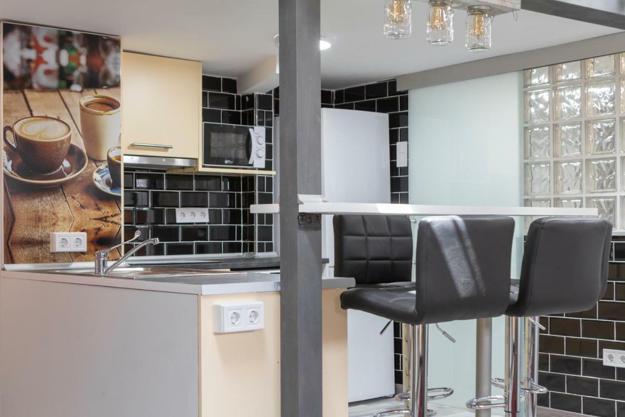 Luna Apartment Мадрид Екстериор снимка