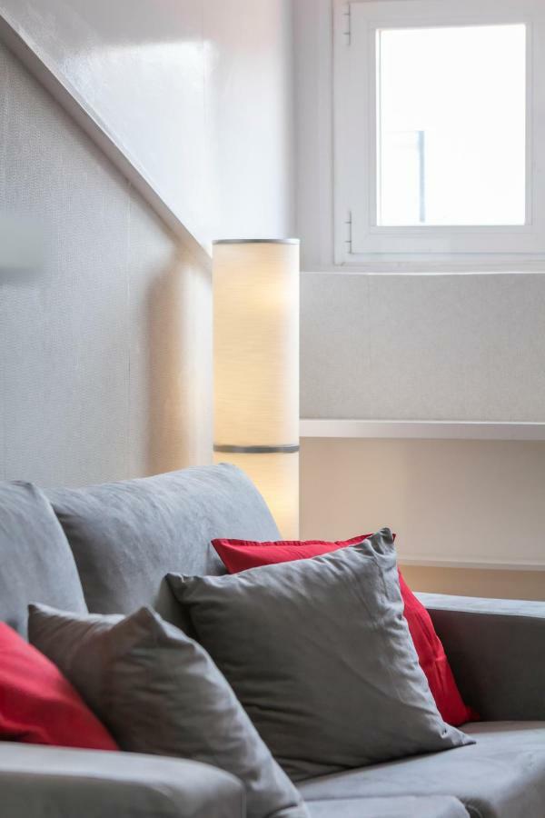Luna Apartment Мадрид Екстериор снимка