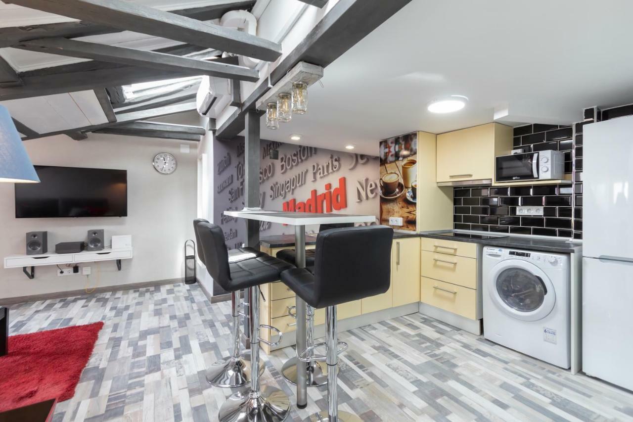 Luna Apartment Мадрид Екстериор снимка